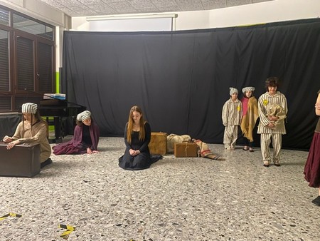 scena della rappresentazione teatrale
