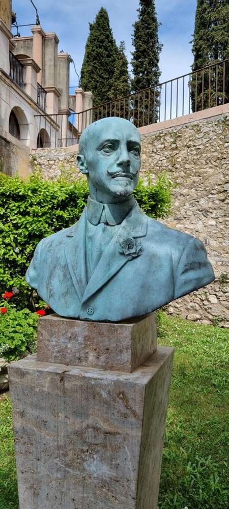 busto di Gabriele D'Annunzio 